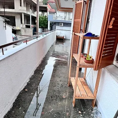 Εξοχική Κατοικία Δίπλα Στην Παραλία Nea Poteidaia Exterior photo